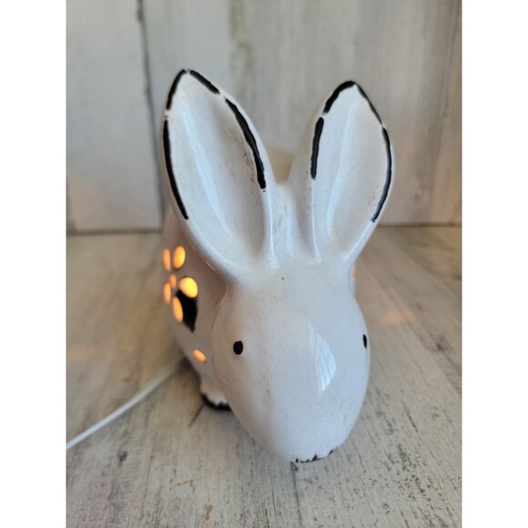 Rustic white light up flower bunnies ceramic home decor‎ spring Easter - Picture 2 of 8